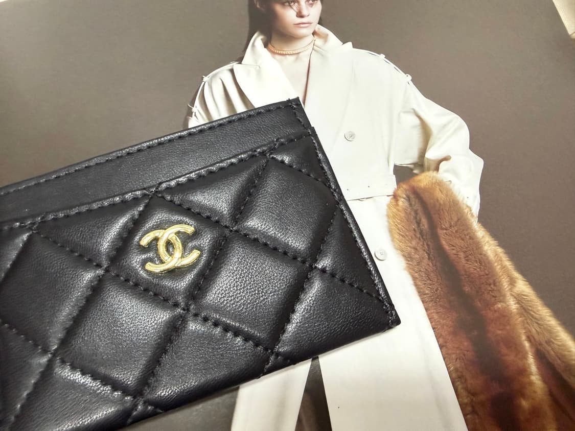 샤넬뷰티 램스킨 카드지갑 블랙 풀박스 상품이미지3