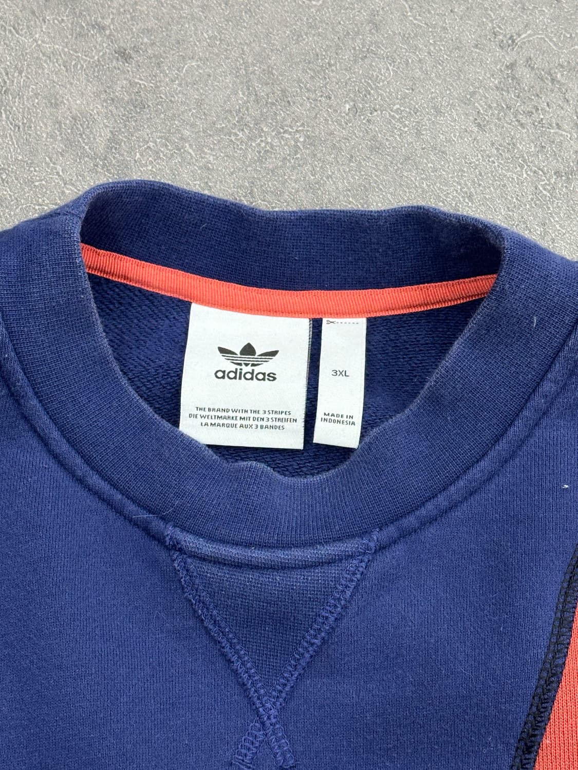  아디다스 믹스 커스텀 네이비 맨투맨 상품이미지4