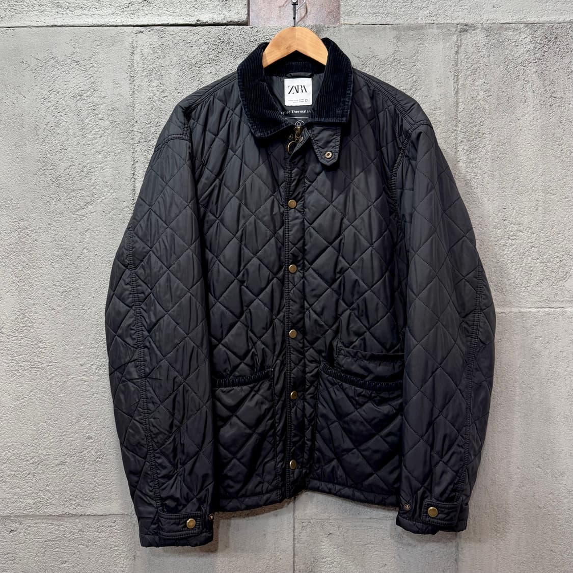 ZARA 블랙 코듀로이 카라 퀼팅 자켓 (XL)  상품이미지1