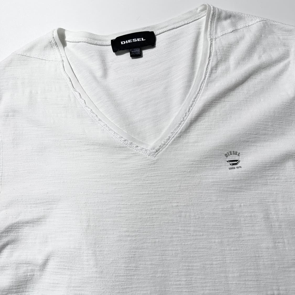 디젤 로고 V넥 반팔 티셔츠 상품이미지3
