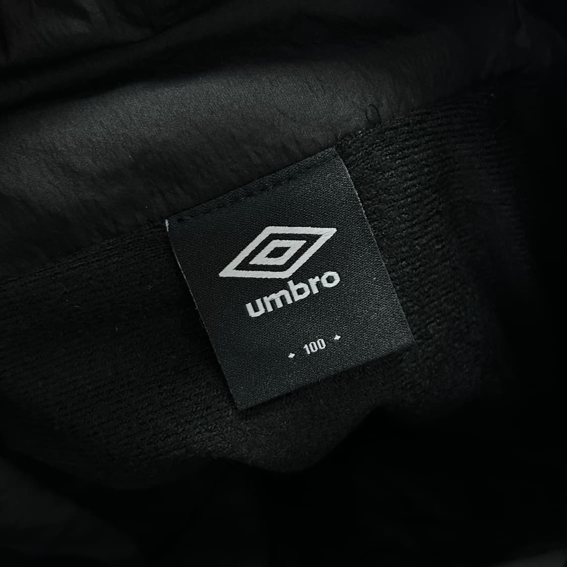 엄브로 크랙다잉 스탠넥 아노락 바람막이(100) 상품이미지2