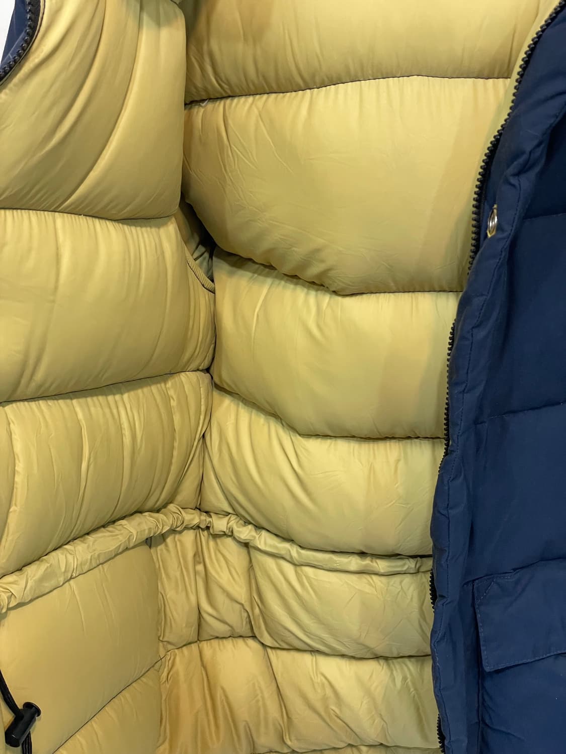 크레센트다운웍스 패딩 M 상품이미지6