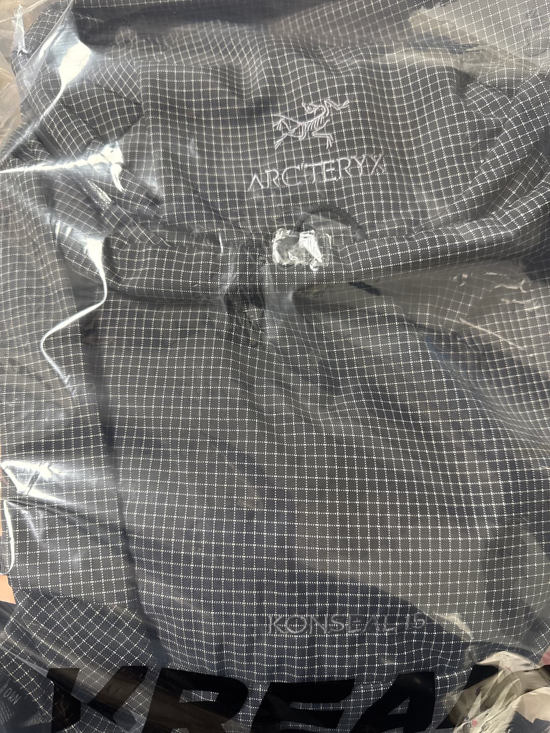 아크테릭스 컨실 15 블랙 상품이미지1