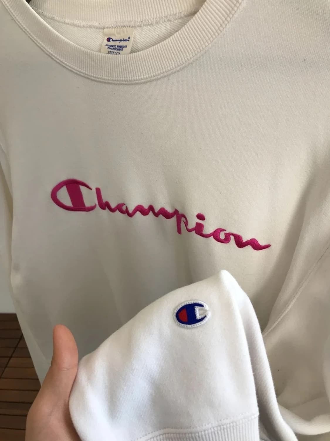 Champion Script Logo Sweatshirt White 상품이미지6