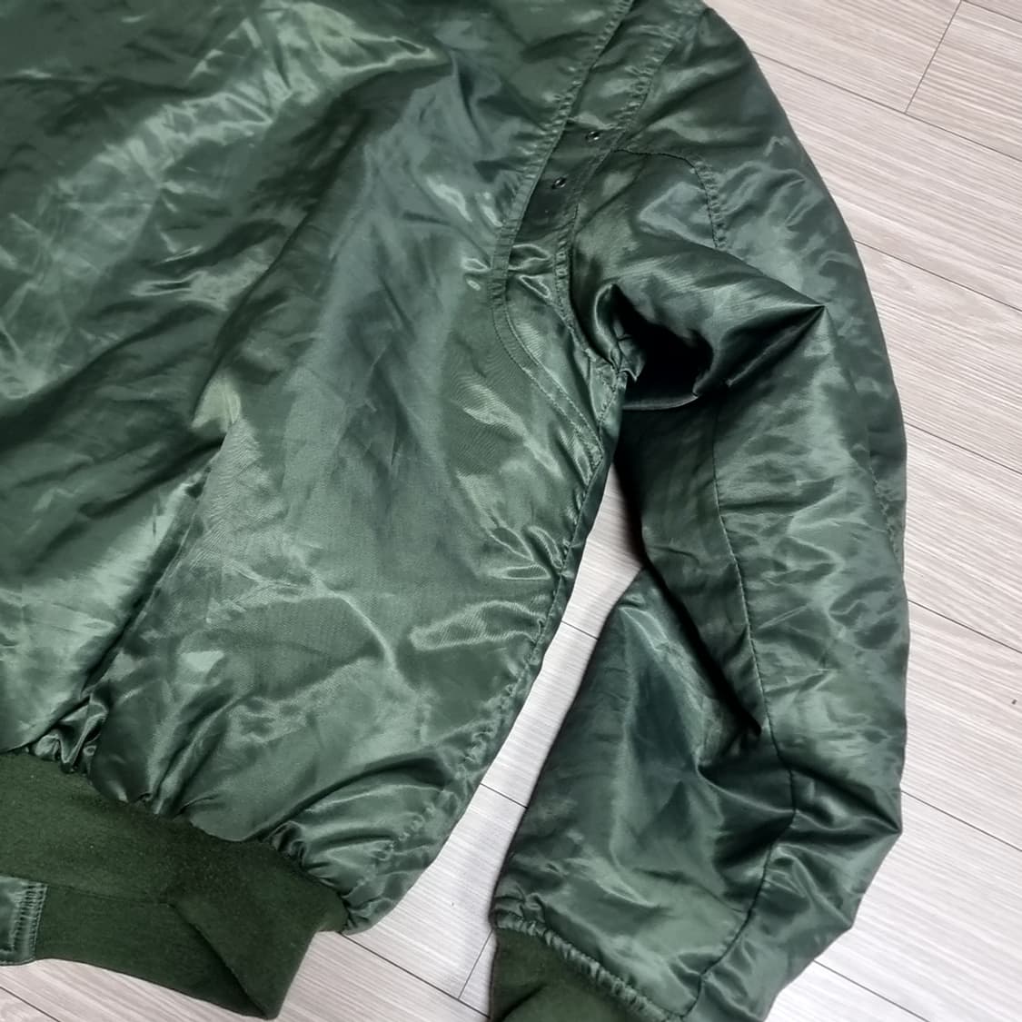 복각 ma-1 C-4 그린 봄버 자켓(105) 상품이미지5