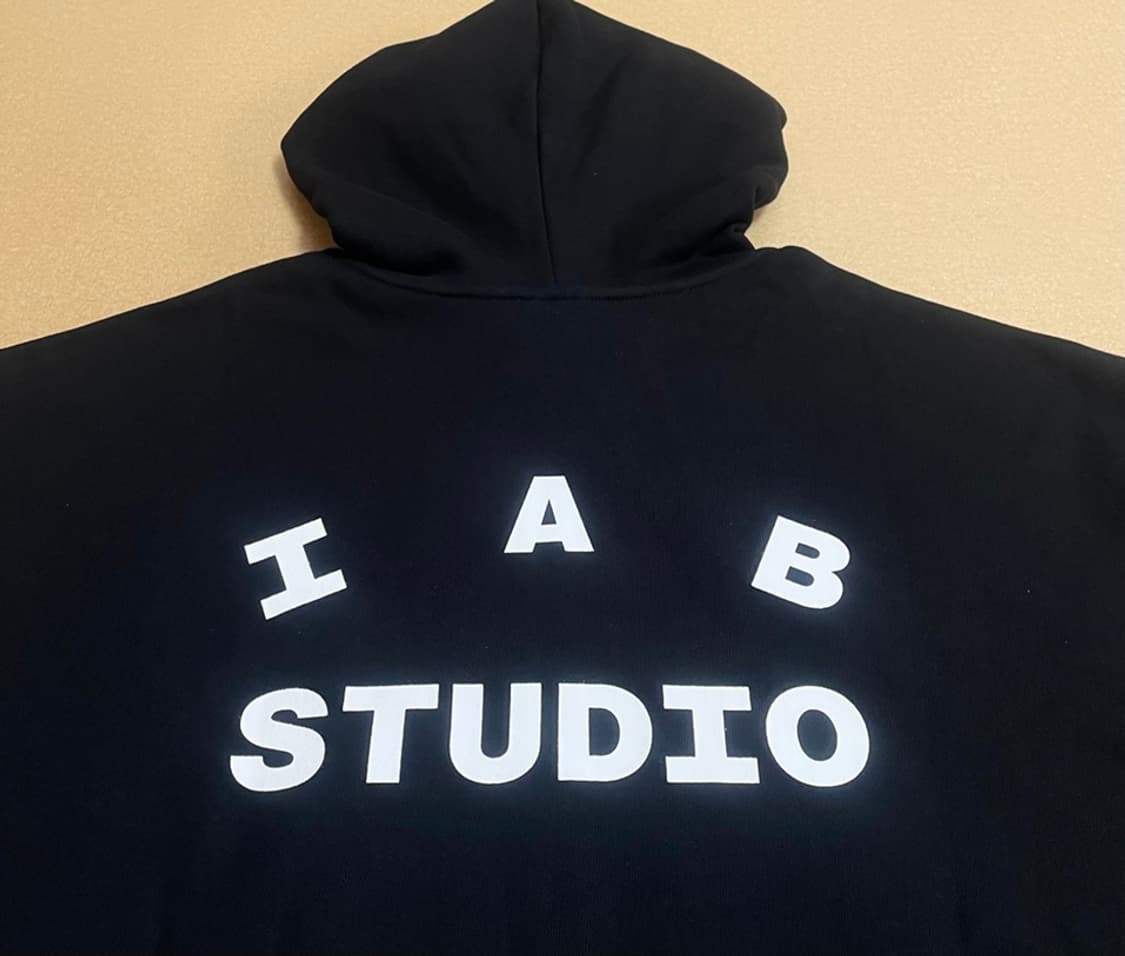 아이앱 스튜디오 후드 집업 블랙 - 26SS 상품이미지4