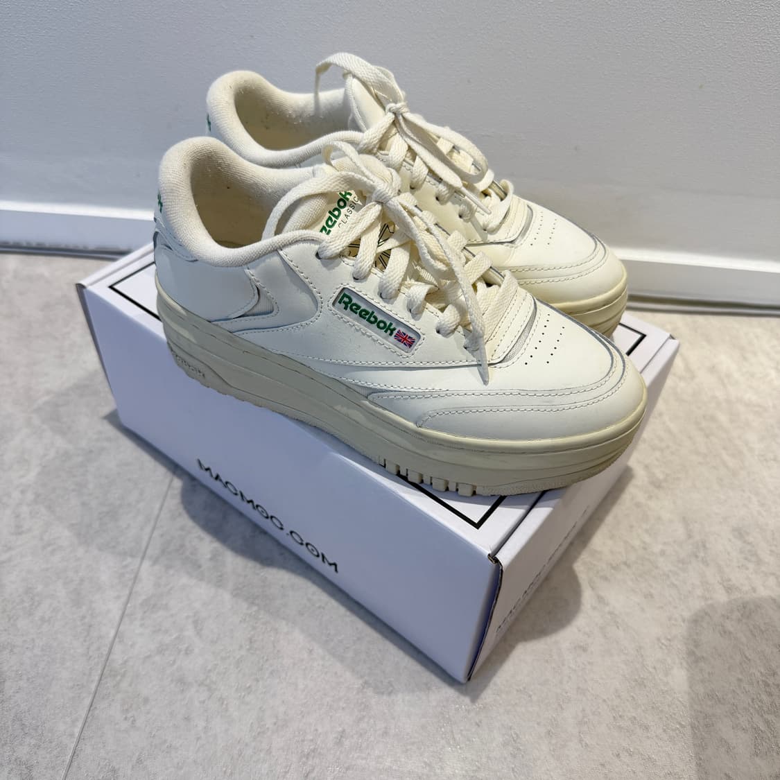 리복 클럽 C 엑스트라 크림컬러 스니커즈 235사이즈 상품이미지5