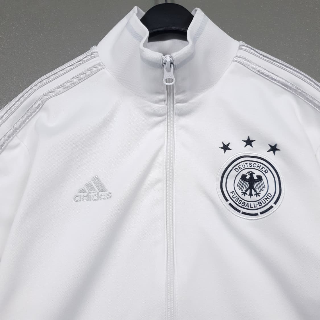 L 아디다스 희귀 대장급 독일 화이트 실버 트랙탑 져지 집업 자켓 100 상품이미지2