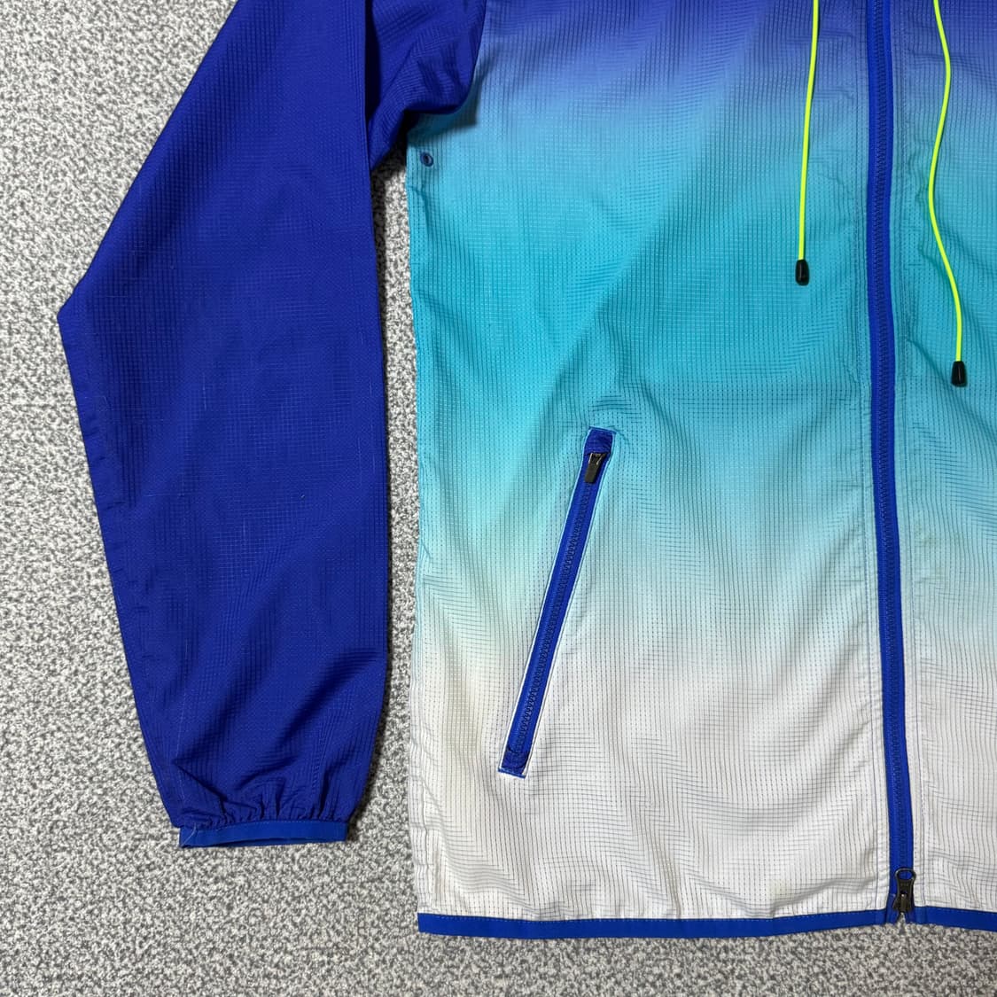 뉴발란스 러닝용 바람막이 M 상품이미지6