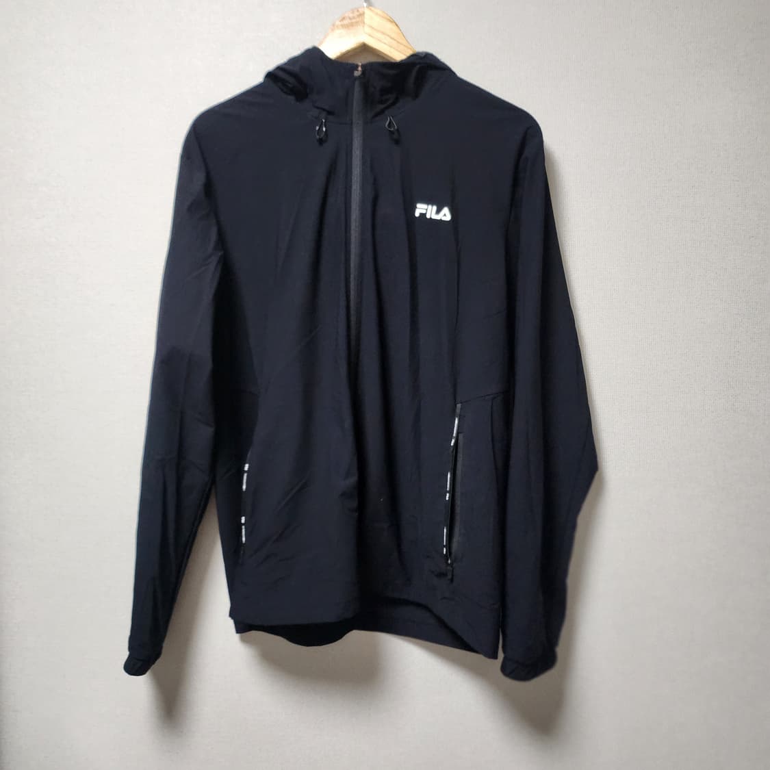 [XL] 휠라 바람막이 상품이미지1