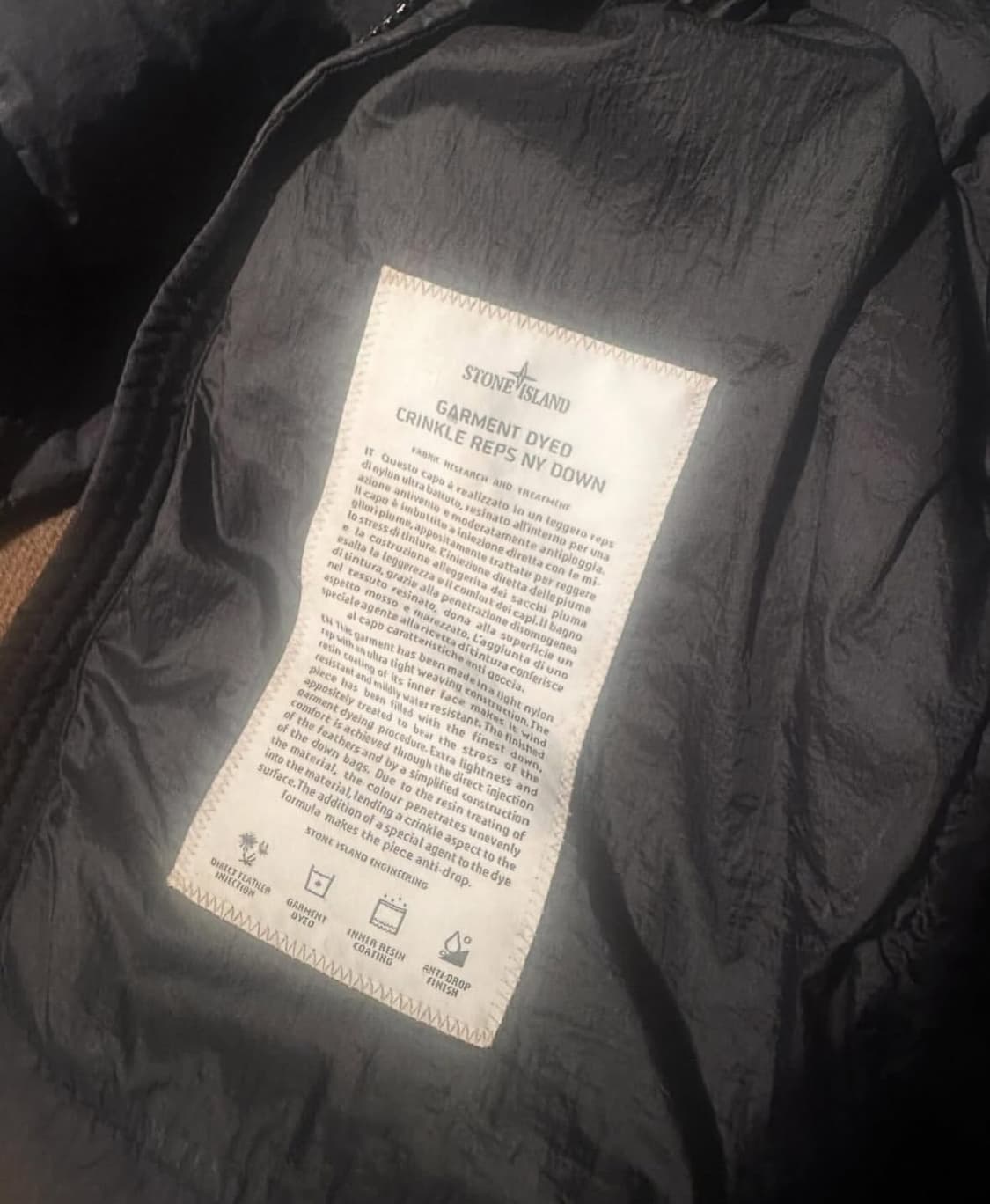 [정품] 스톤아일랜드 크링클랩스 논후드 후드 패딩 네이비 M 상품이미지3