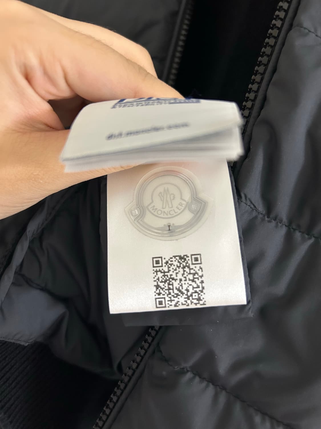 몽클레어 24SS 패딩 니트 가디건 블랙 95 사이즈 상품이미지9