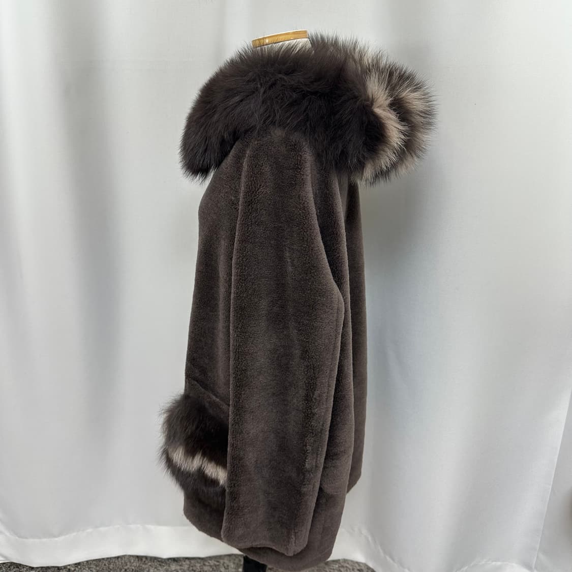 에이앤디 여자 사가퍼 천연모피 양모100% 후드자켓 66  상품이미지4