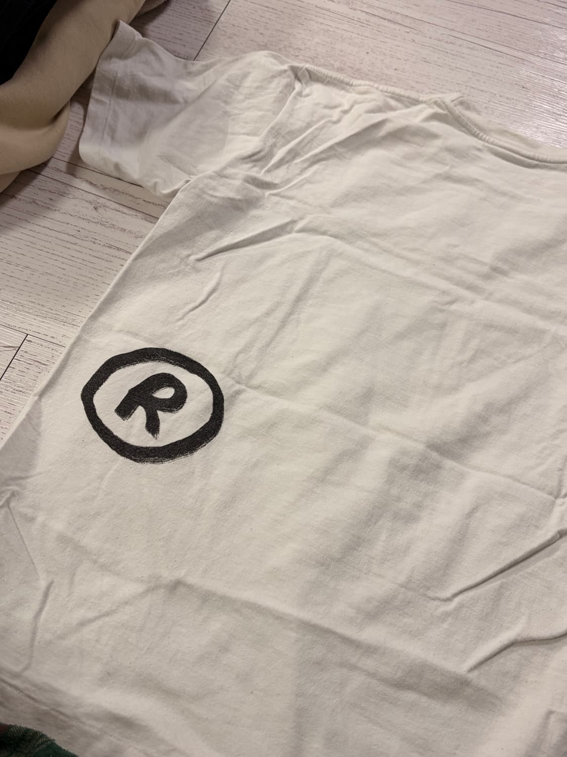 베이프 핸드 드로우 사이드 빅 에이프 헤드 티셔츠 화이트 상품이미지4