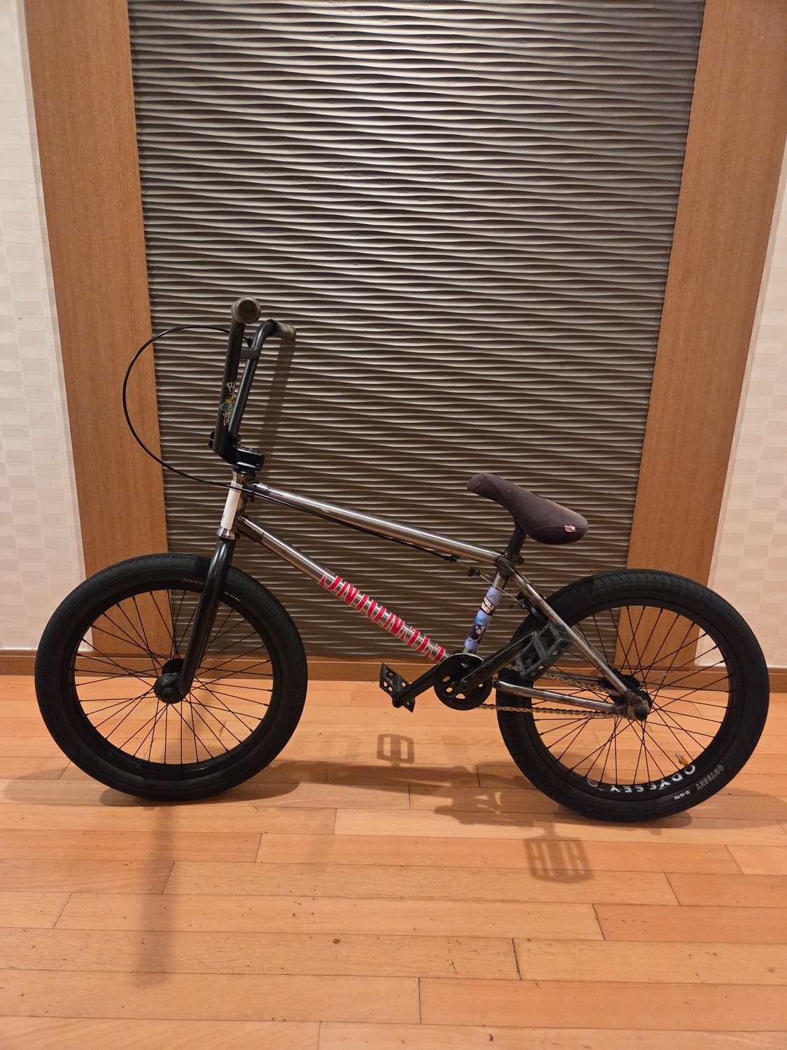 핀드밀스 풀커스텀 bmx 판매합니다. 상품이미지1