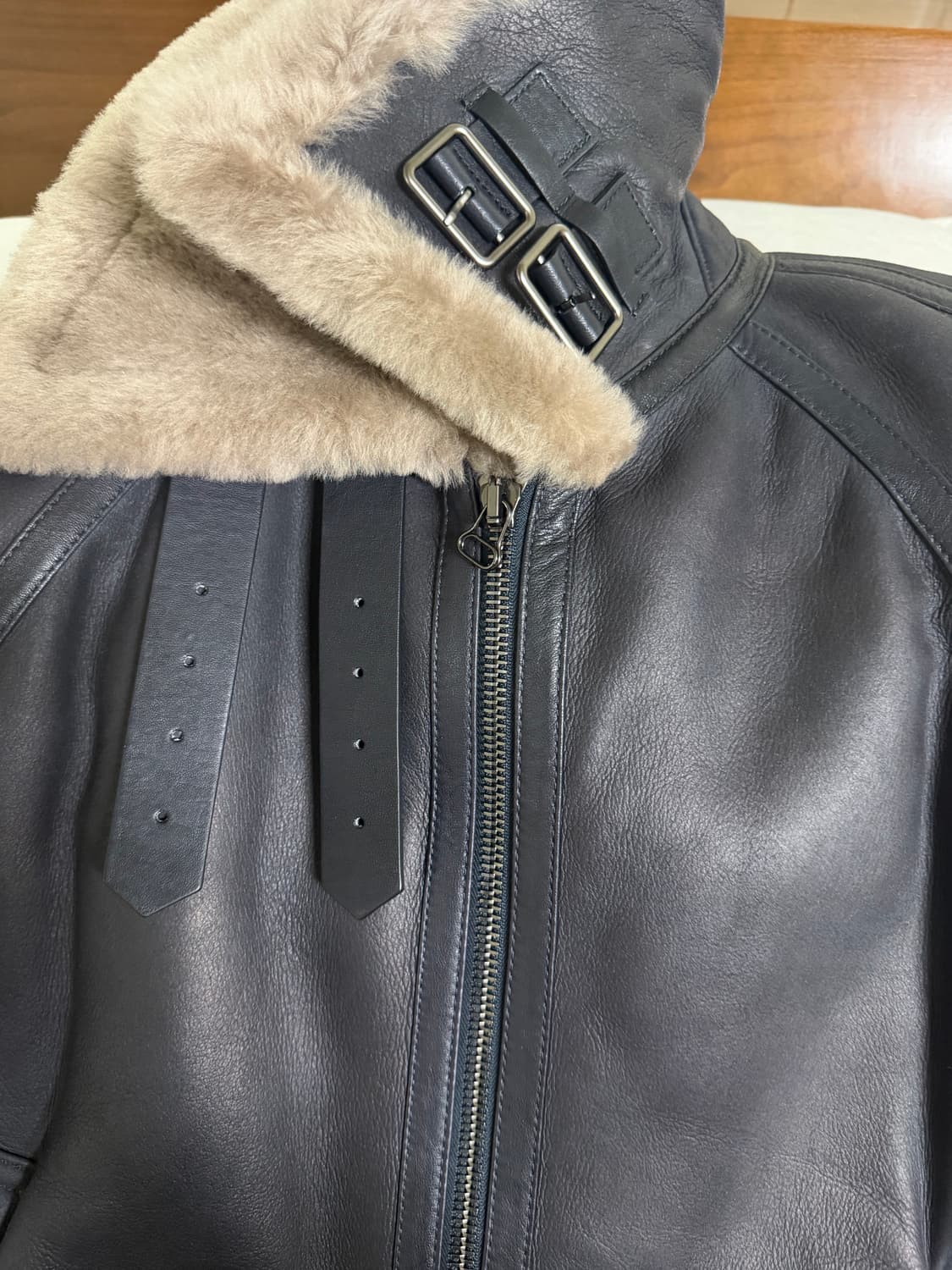 솔리드 옴므 무스탕 52 상태 최상 상품이미지7