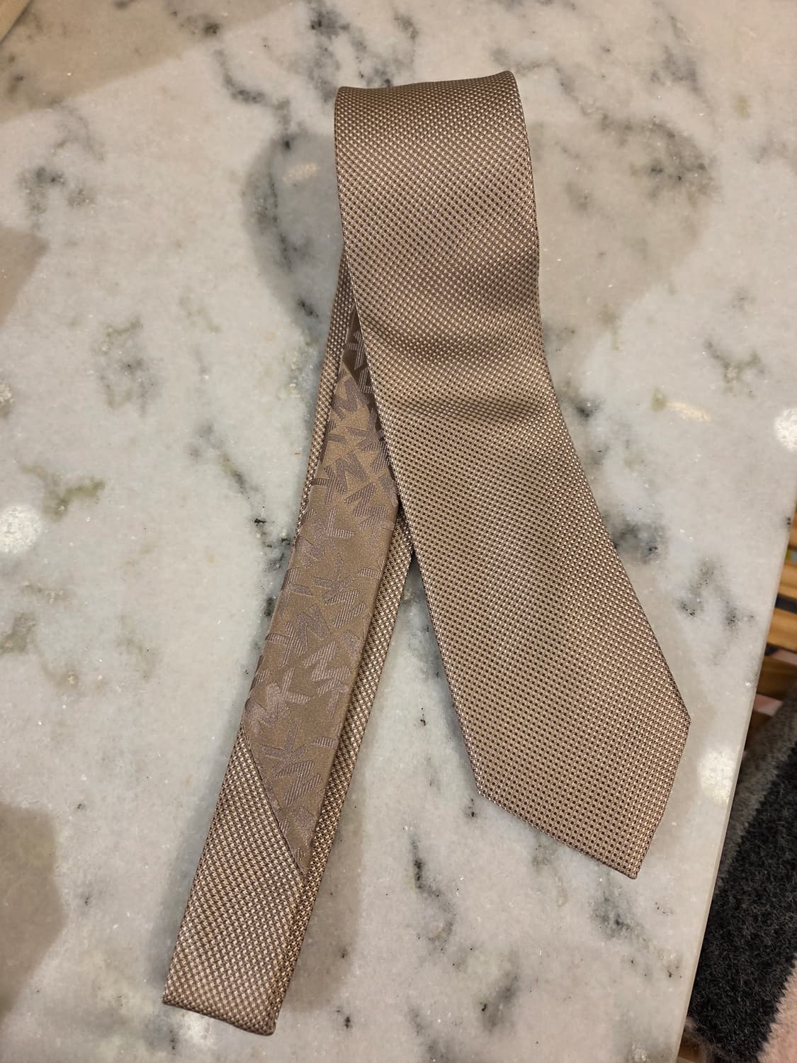 마이클코어스 실크 넥타이 상품이미지1