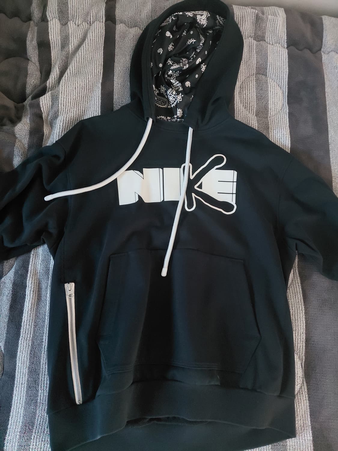 나이키 반다나 패턴 후드티 상품이미지2