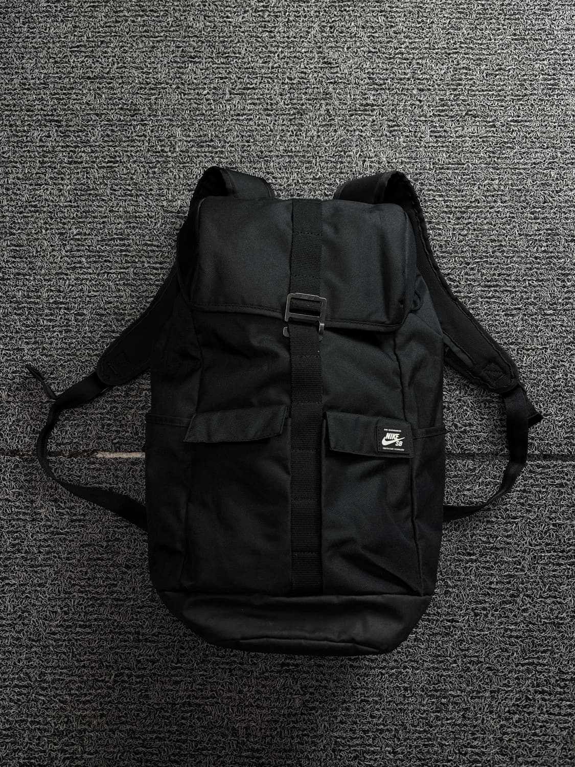 나이키 SB 유틸리티 포켓 디테일 백팩 1765 상품이미지2