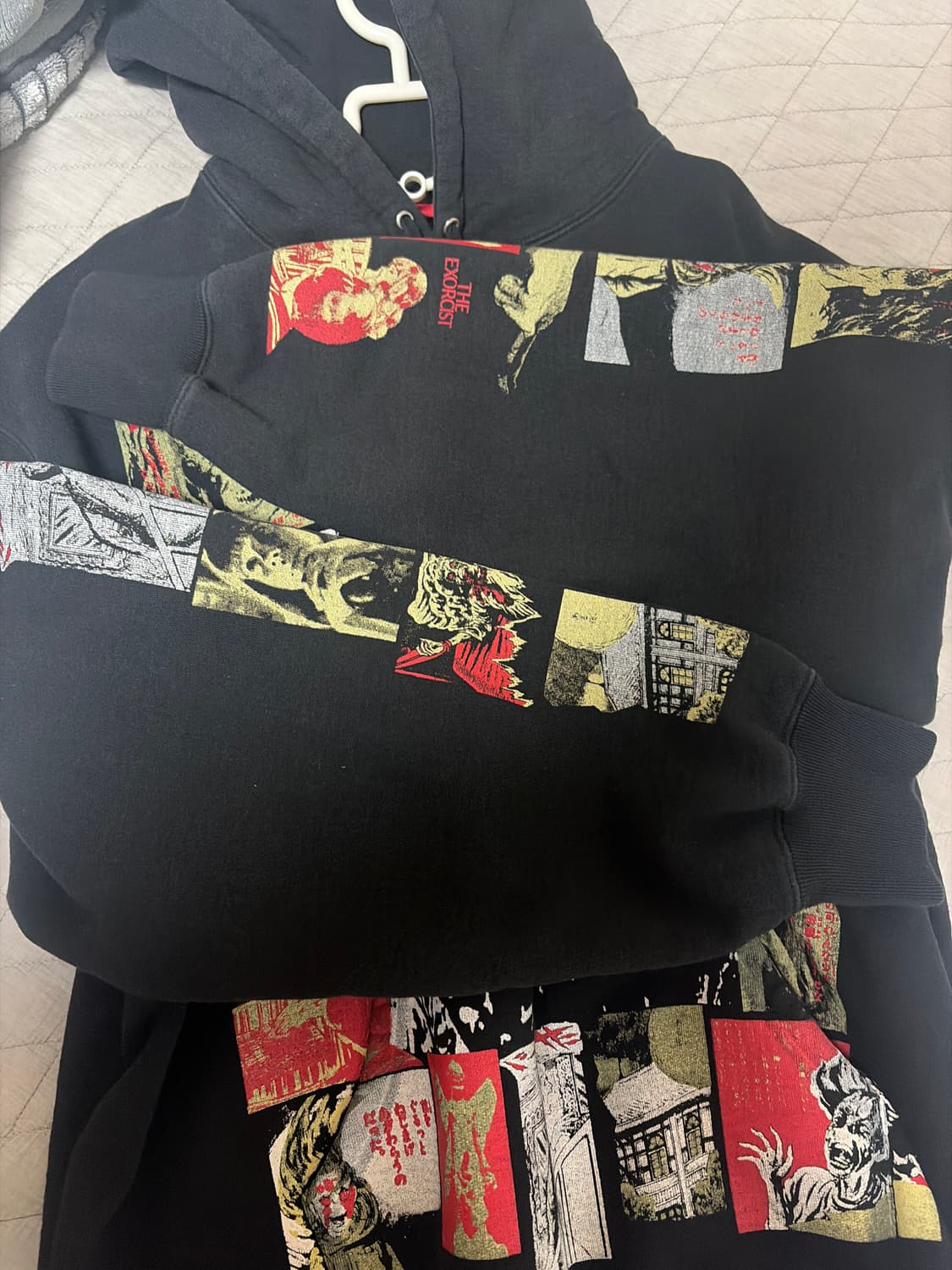 슈프림 FW25SW44-BLACK 후드티 상품이미지2