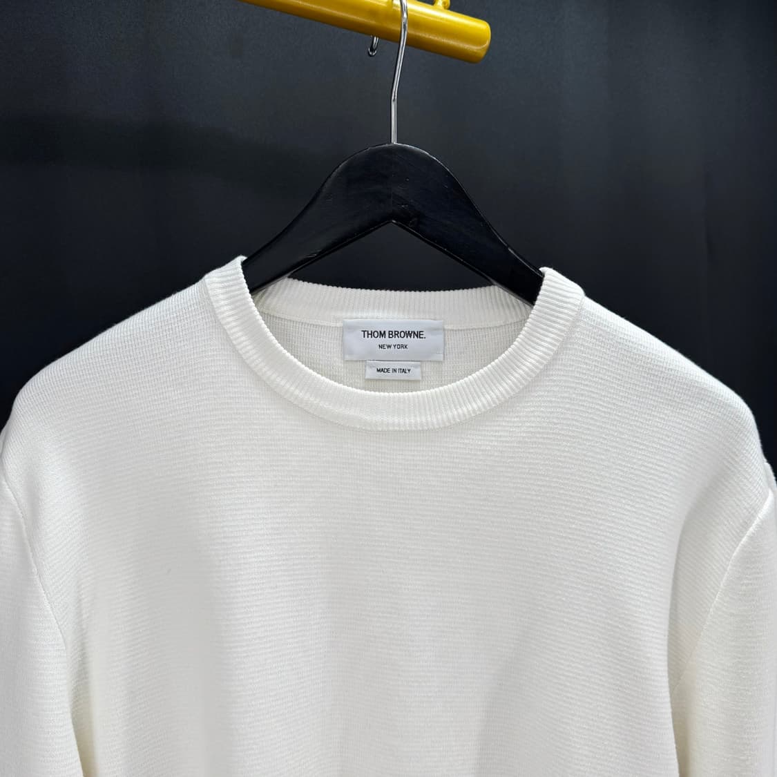 [4사이즈] 톰브라운 사선완장 밀라노스티치 니트 (MKA202A) 상품이미지6