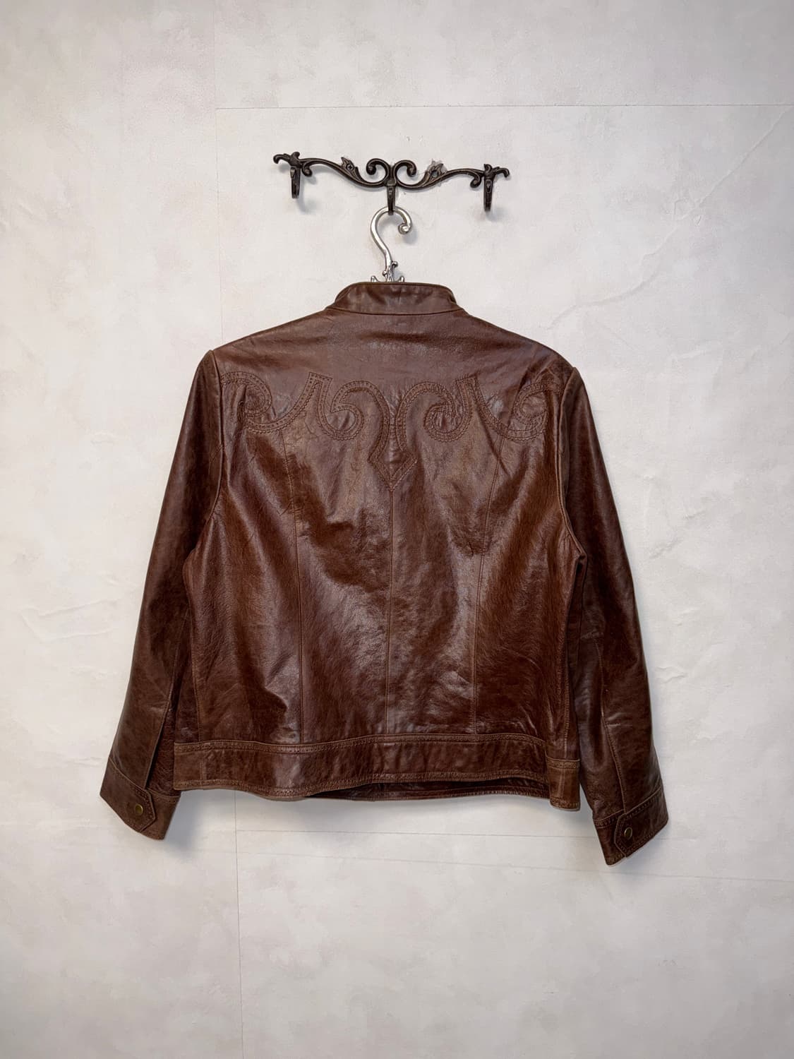 Aging brown lamb skin western zipup jk 상품이미지3