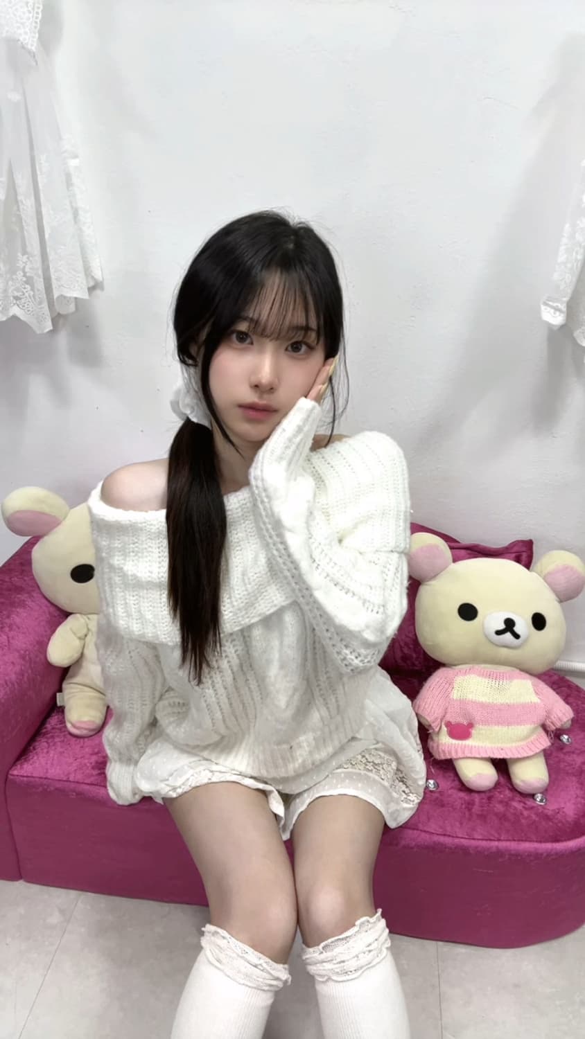 [CECIL MCBEE] 세실맥비 로걀 달천깔 오프숄더 니트 상품이미지2