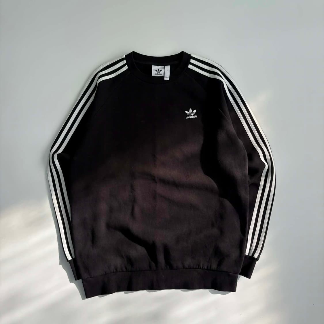 아디다스 신형 3tripes 블랙 크루넥 스웨트셔츠 맨투맨(L) 상품이미지2