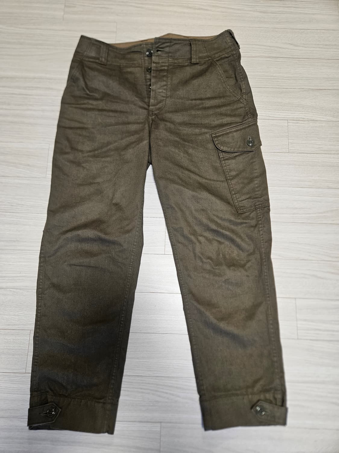 프리휠러스 에비에이터 32사이즈 올리브 색상 상품이미지1