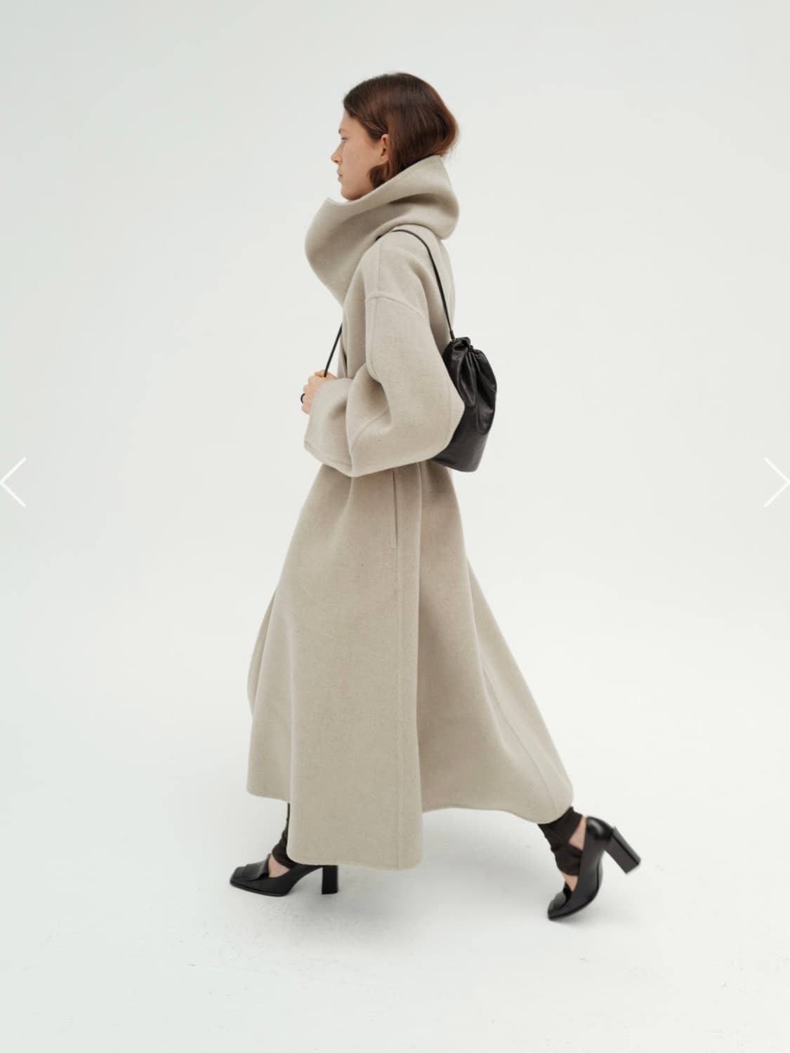 모노하 라운드넥 핸드메이드 코트 베이지  상품이미지2