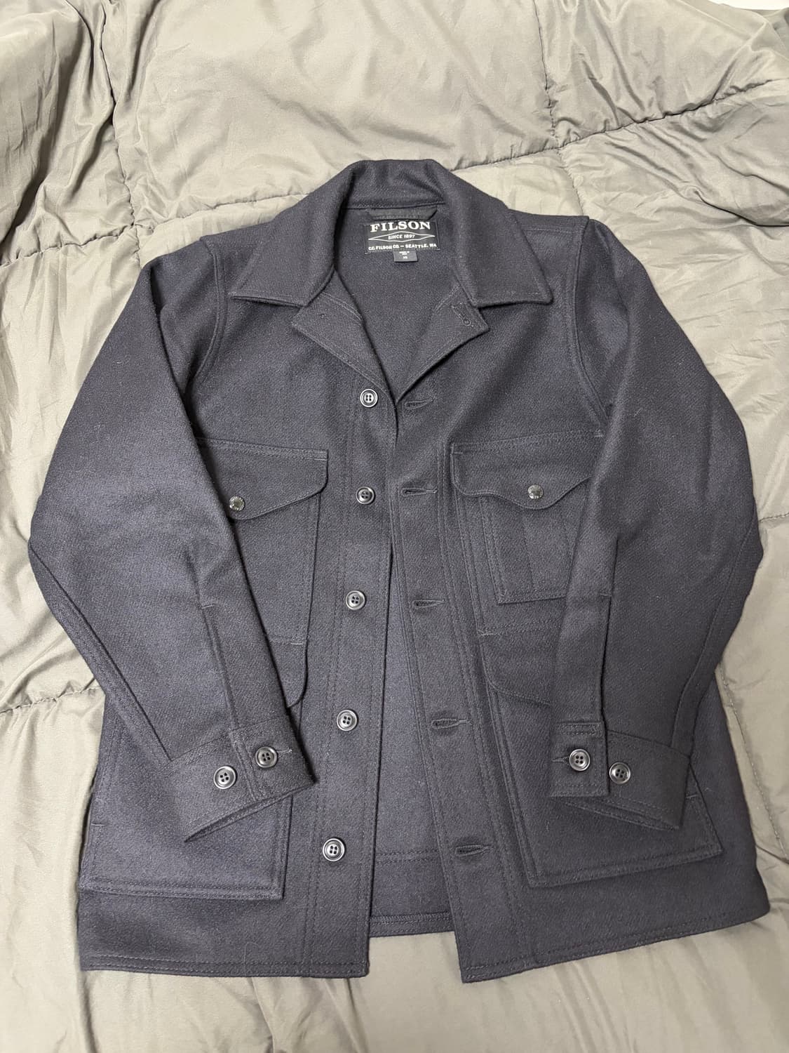 필슨 매키노 다크 네이비 상품이미지2