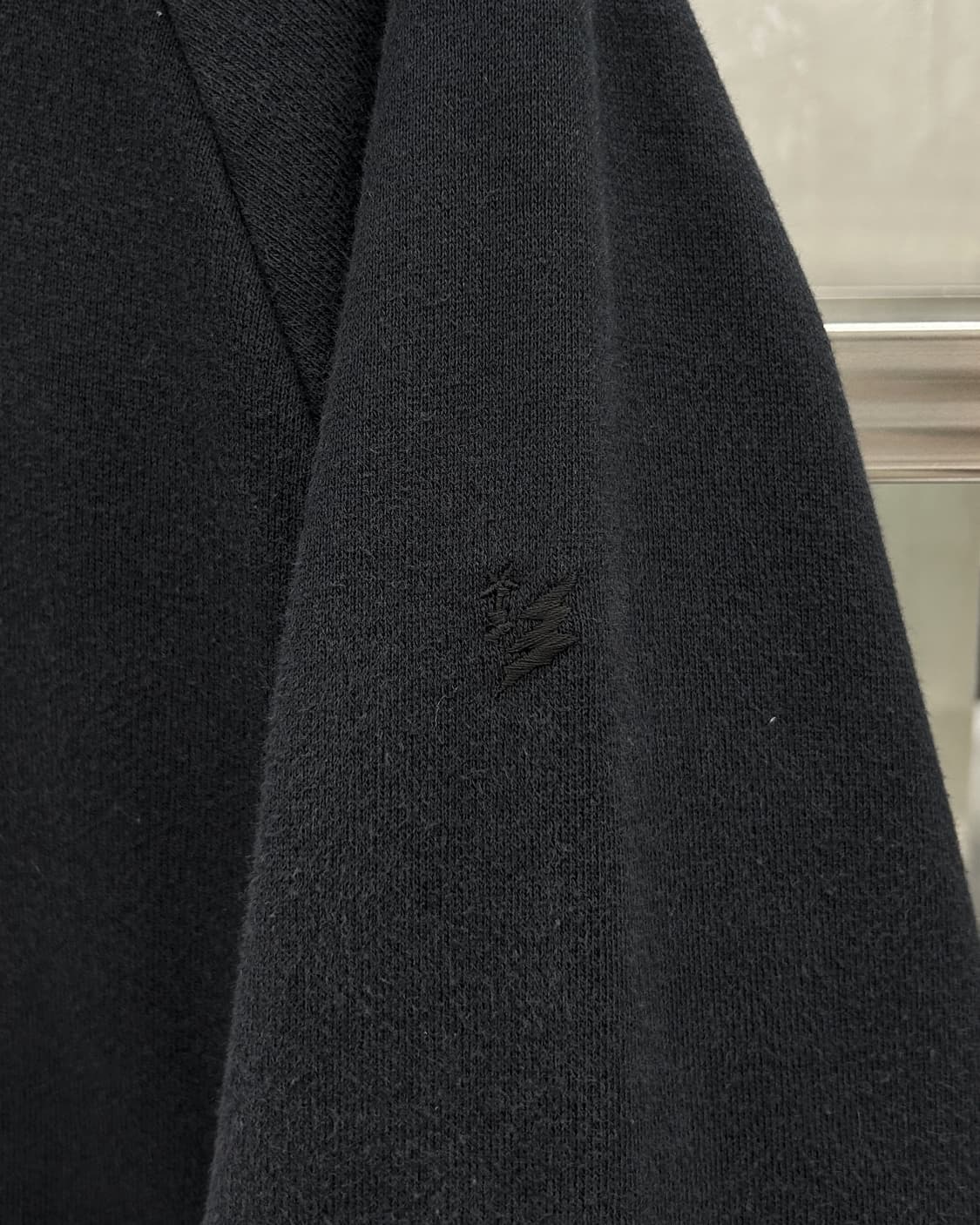 더블탭스 OG 백로고 스웻 후디 블랙 상품이미지5