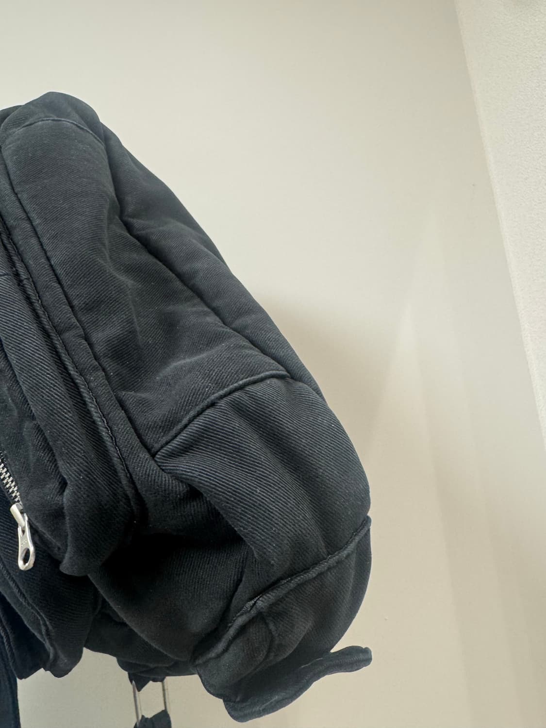 더콜디스트모먼트 빈티지 포켓 크로스백 블랙 상품이미지6