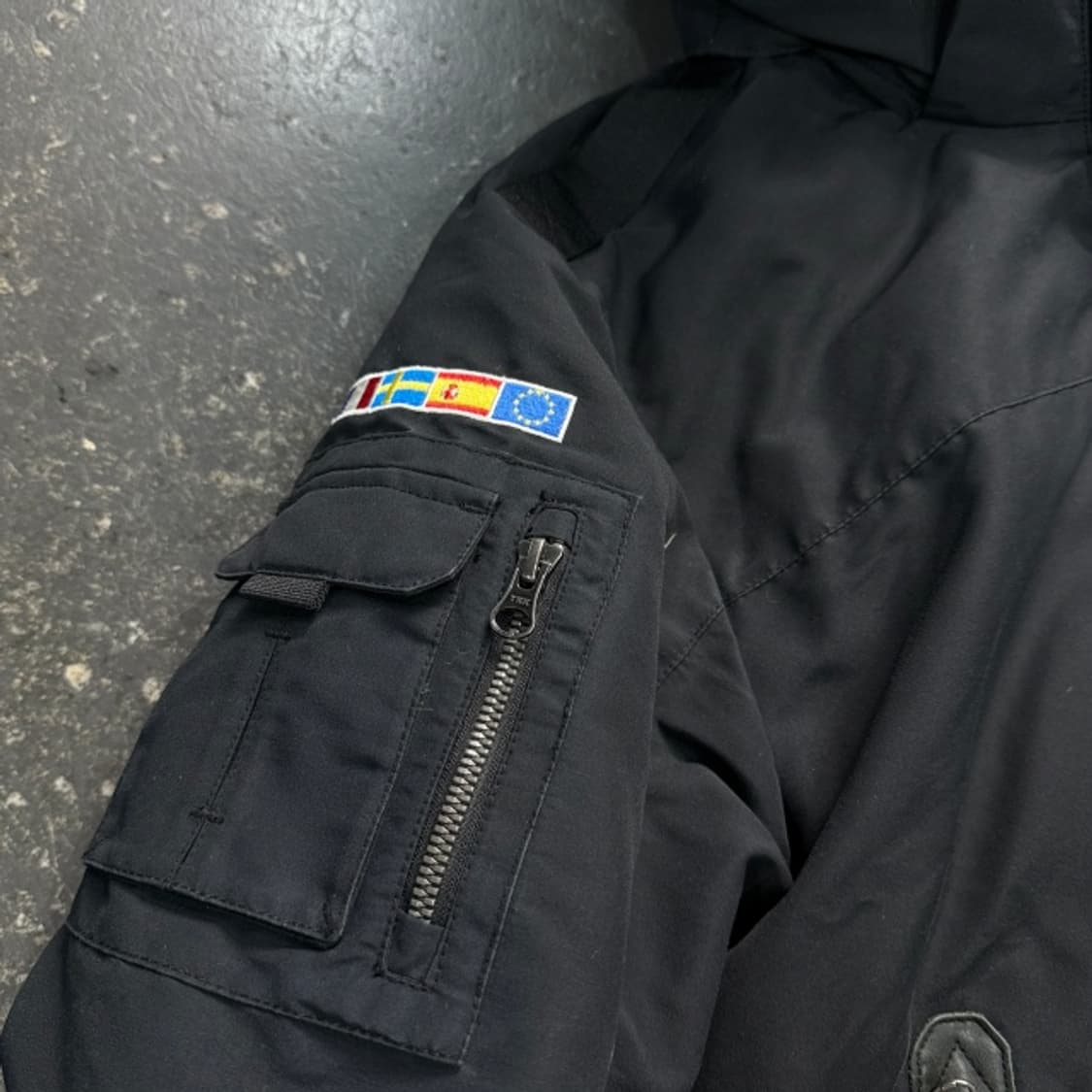 100 아이더 스투키 숏패딩  상품이미지3