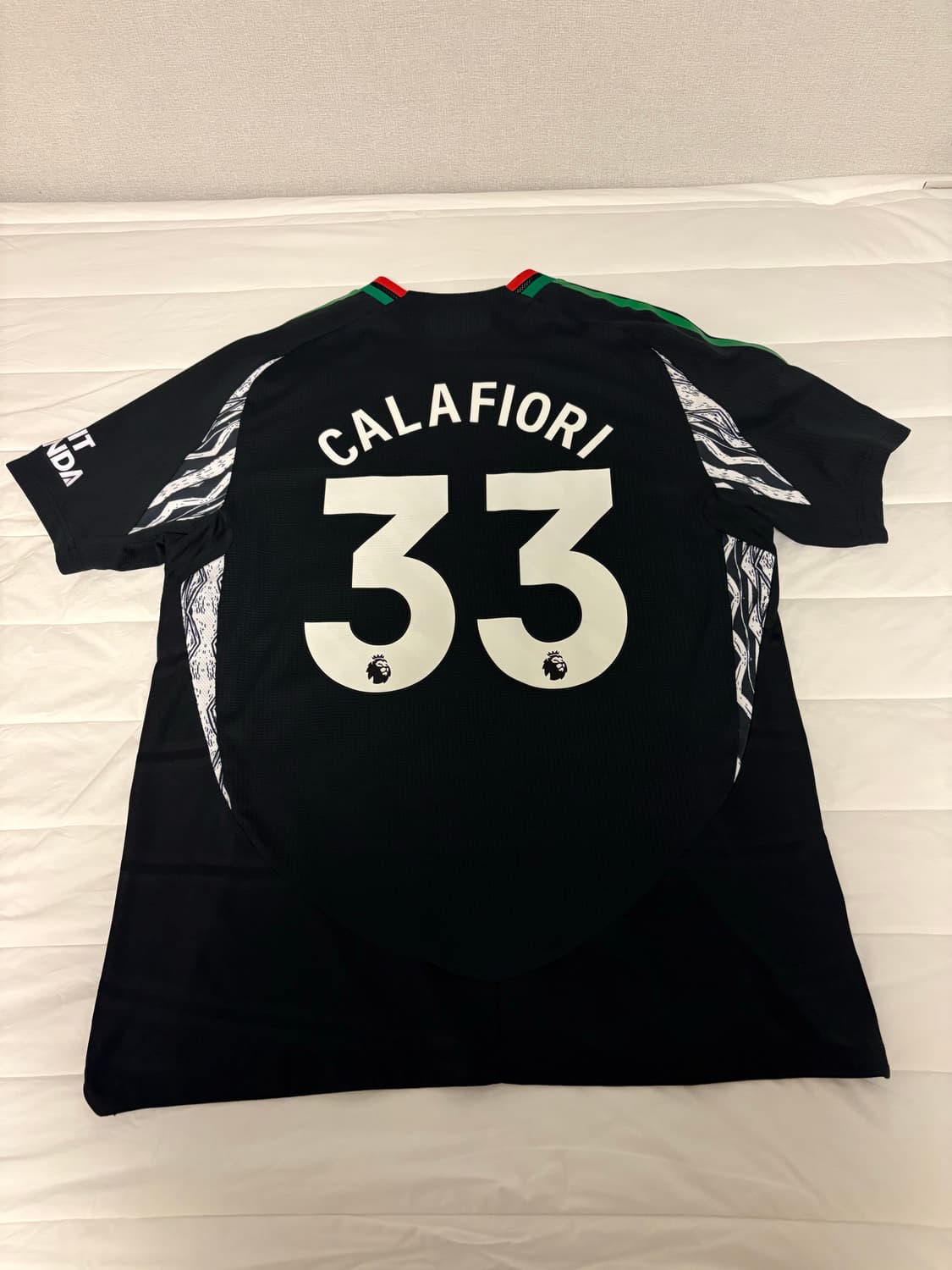 24/25 아디다스 아스날 어센틱 칼라피오리 상품이미지1