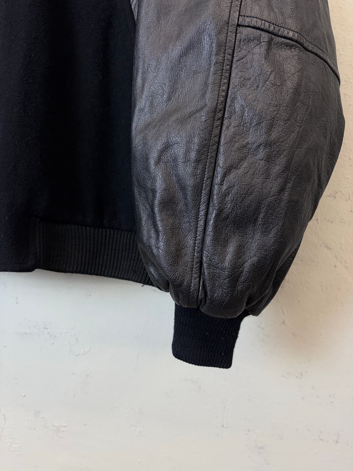 컨버스 90s 빈티지 빅로고 레더 바시티 자켓 상품이미지7