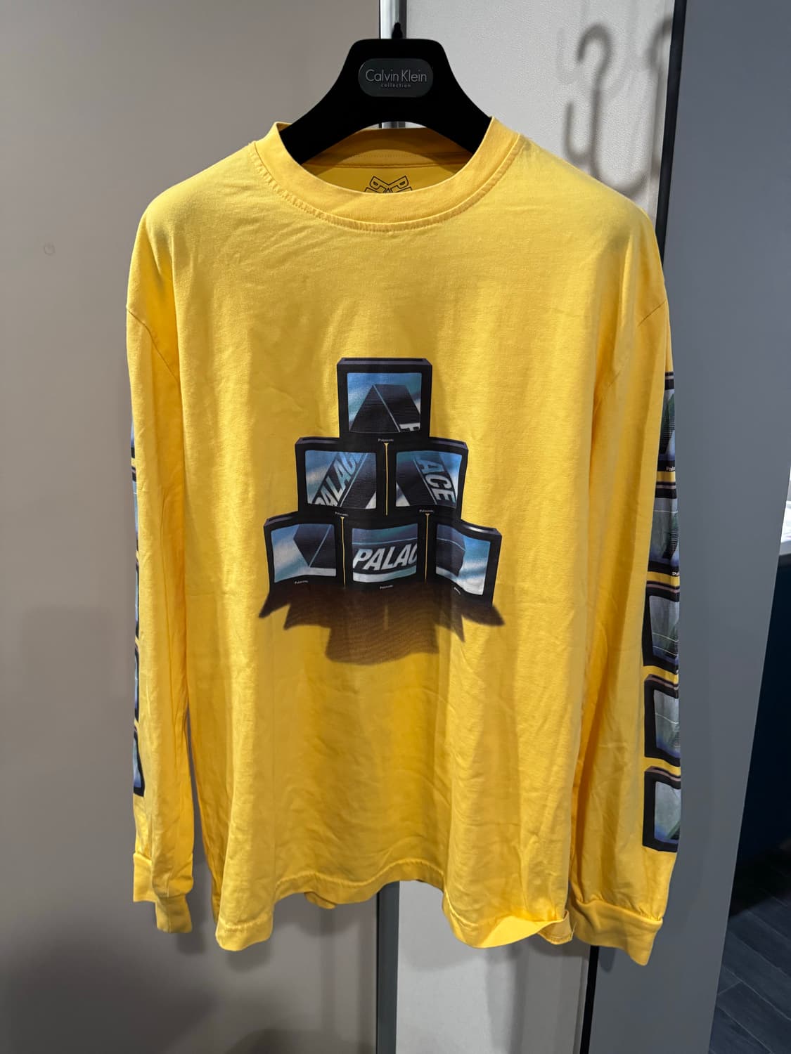 팔라스 긴팔티셔츠 상품이미지1