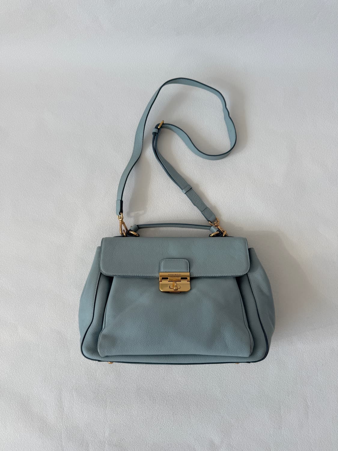 니나리치(NINA RICCI) 레더 사첼백  상품이미지1