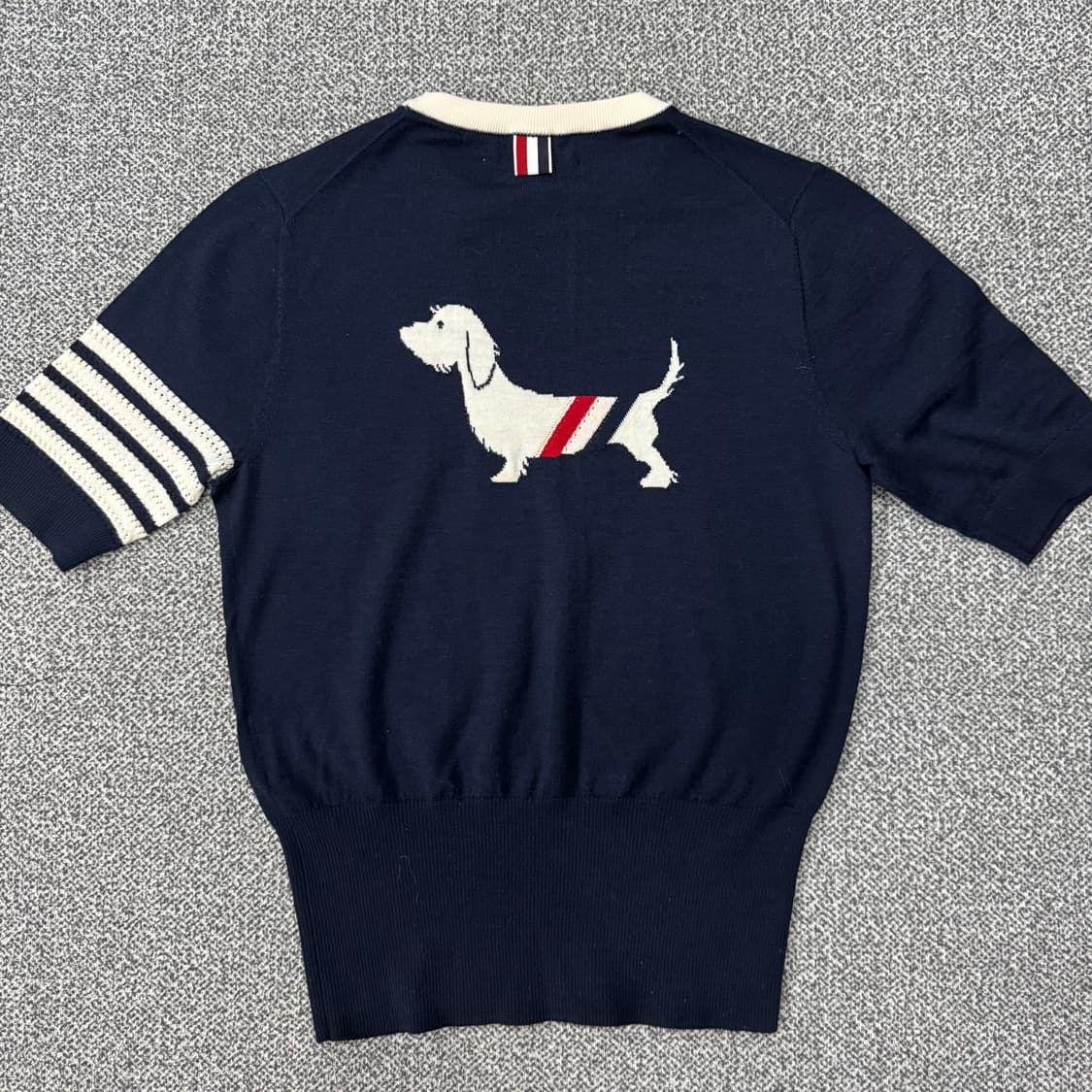 톰 브라운 4바 헥터 반팔 니트 상품이미지1