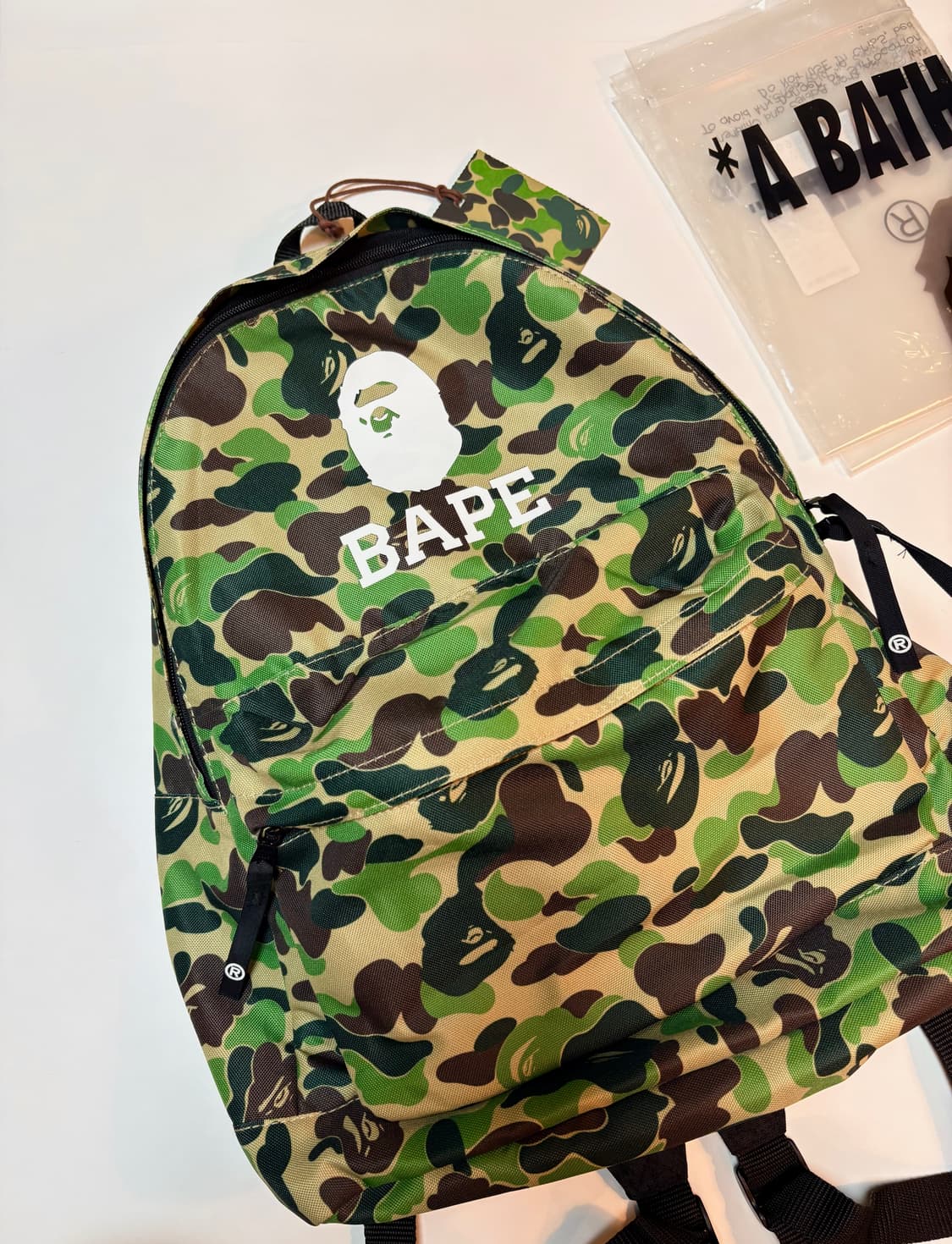 BAPE HAPPY NEW YEAR BAG 베이프 백팩 밀리터리 상품이미지2