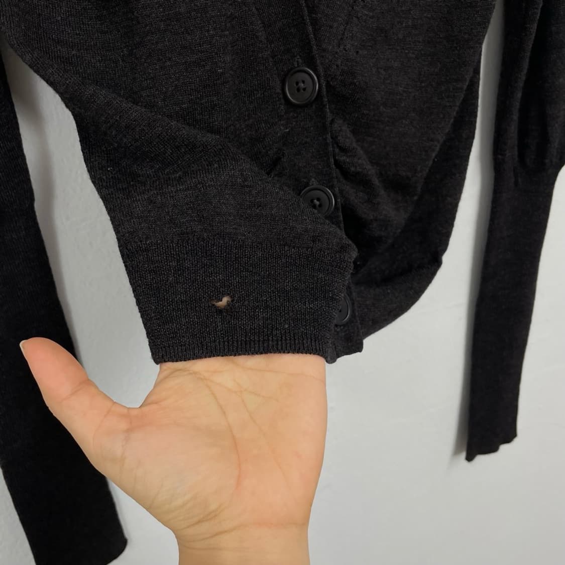 클럽모나코 차콜 메리노울 버튼업 크롭 가디건  XS 상품이미지6