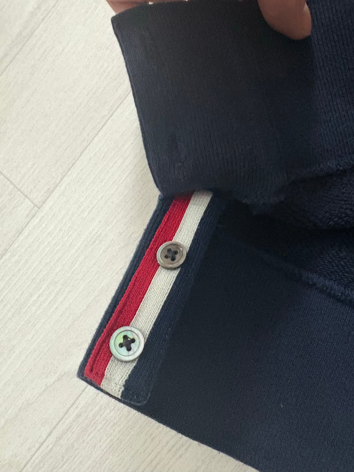 톰브라운 맨투맨 3사이즈 상품이미지2