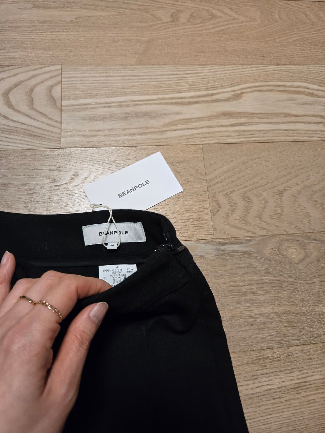 [26/미착용] 빈폴 여성 플리츠 치마 바지 2024 상품이미지4