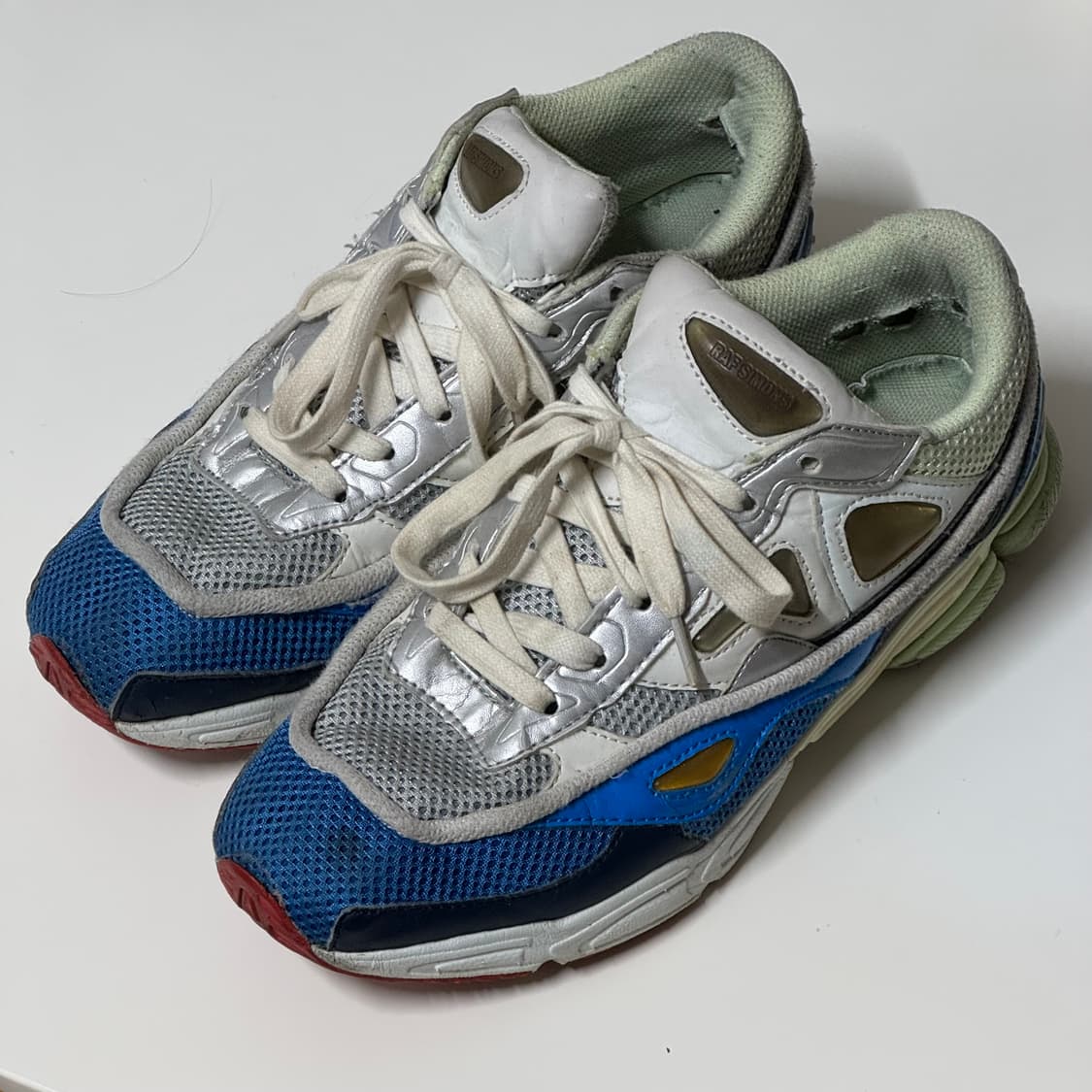 라프시몬스 오즈위고 260 상품이미지1