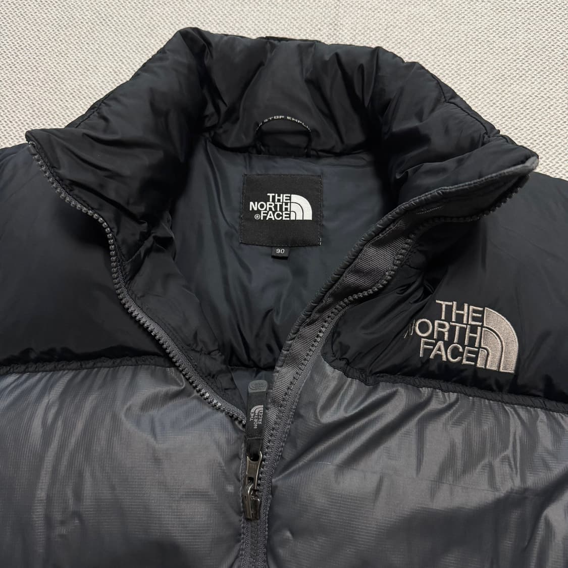 노스페이스 700 눕시 패딩 상품이미지2