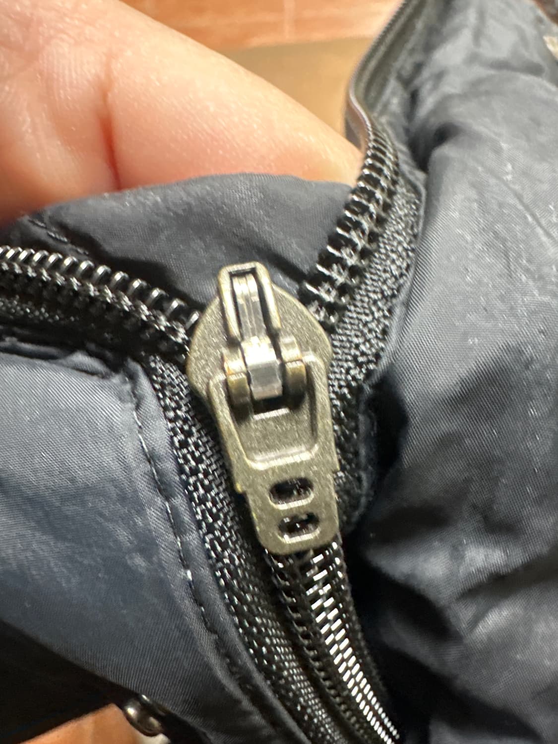 ✨ (바배) 나이키 07-08 맨유 AIG 덕다운 블랙 패딩 상품이미지7