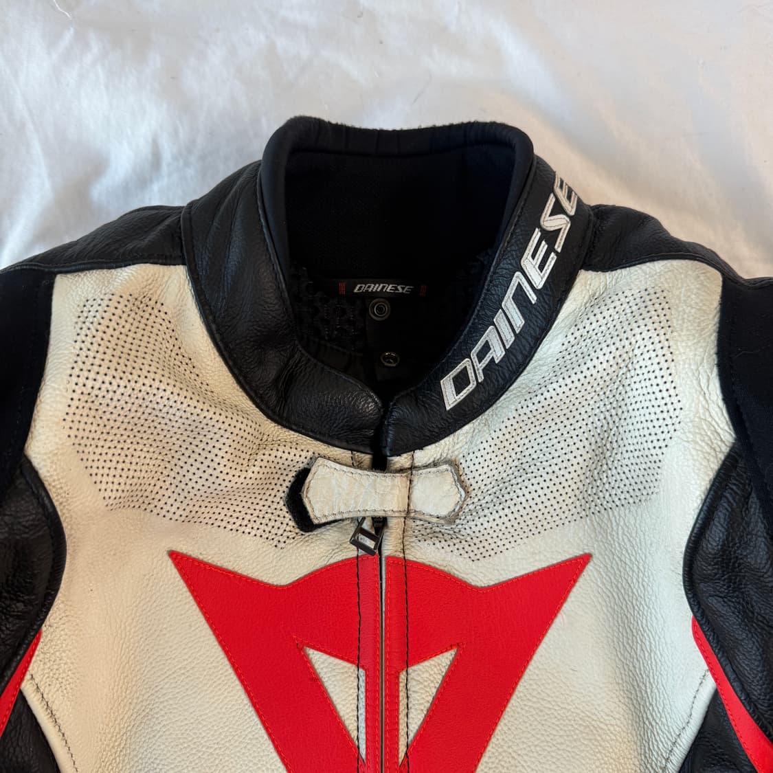 다이네즈 아브로4 가죽자켓 52사이즈 상품이미지2