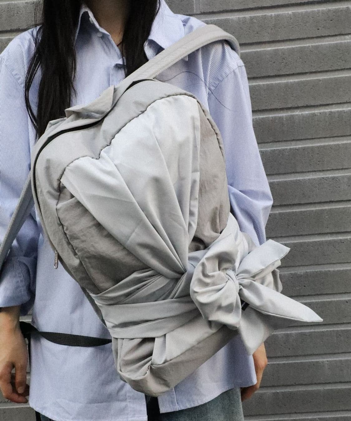 이우가마카라스 노티드 백팩 상품이미지3