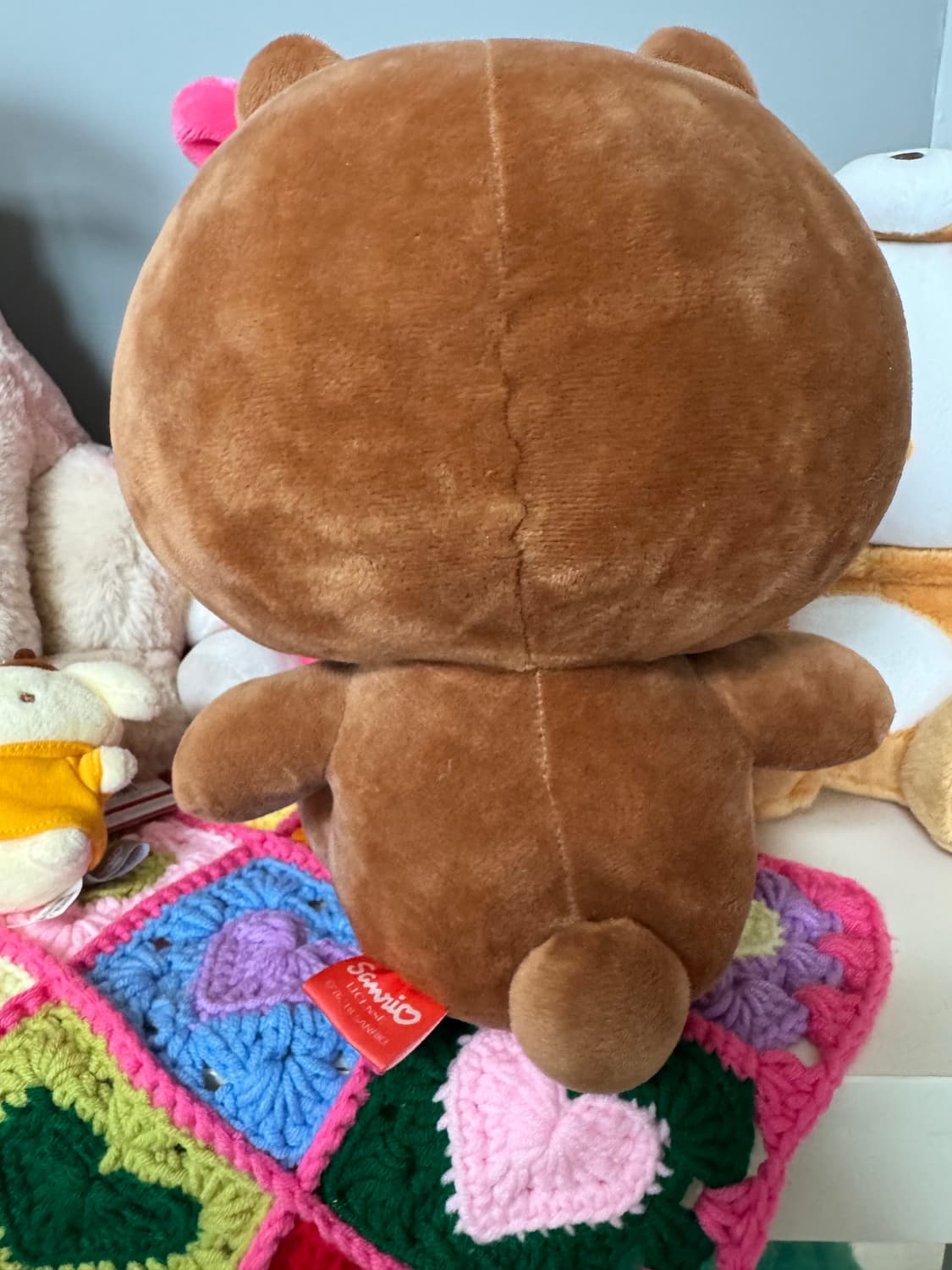 헬로키티 위베어베어스 콜라보 시팅 인형 상품이미지3