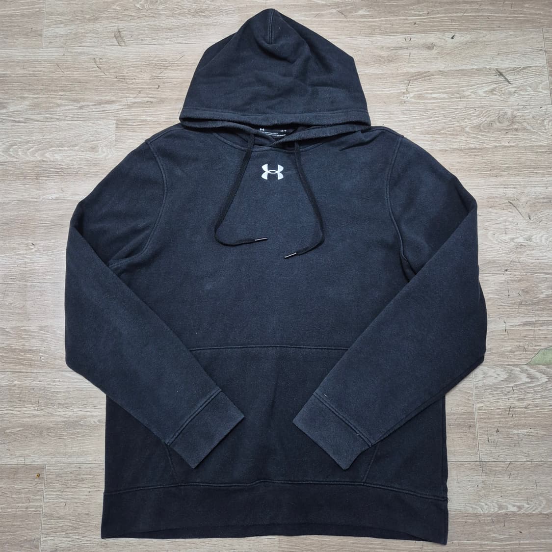 언더아머 크로스드 아치 로고 후드티 상품이미지1